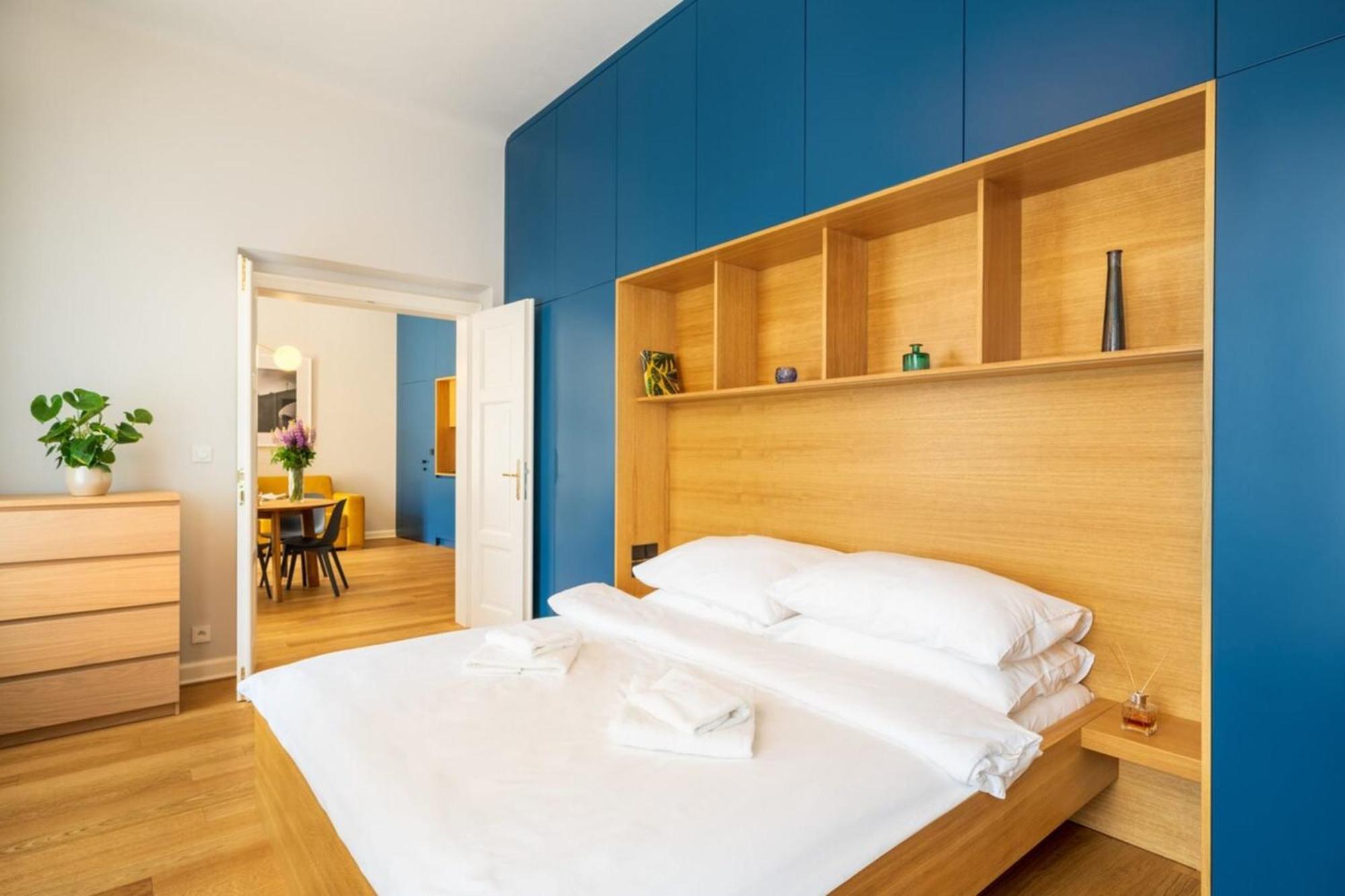 Quiet City Center Apartment In Hip & Foodie Area Prag Eksteriør billede