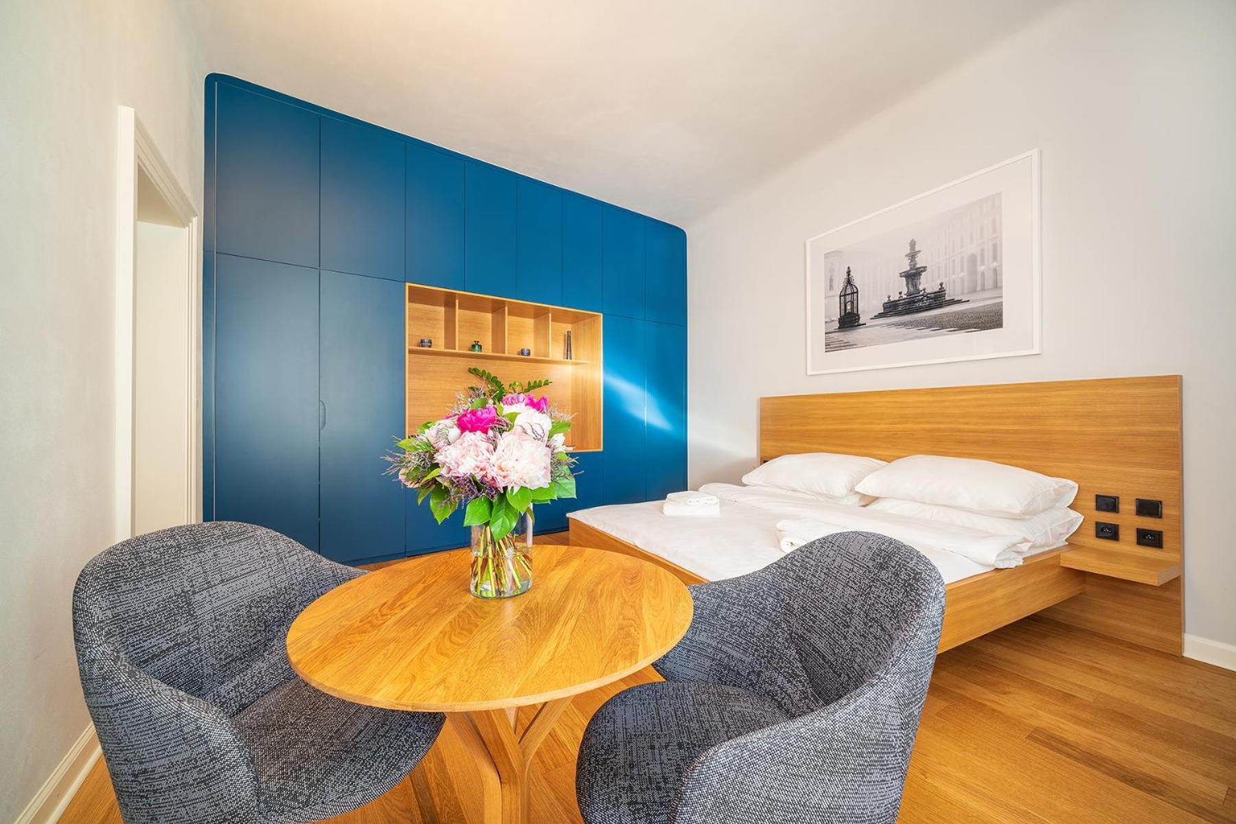 Quiet City Center Apartment In Hip & Foodie Area Prag Eksteriør billede